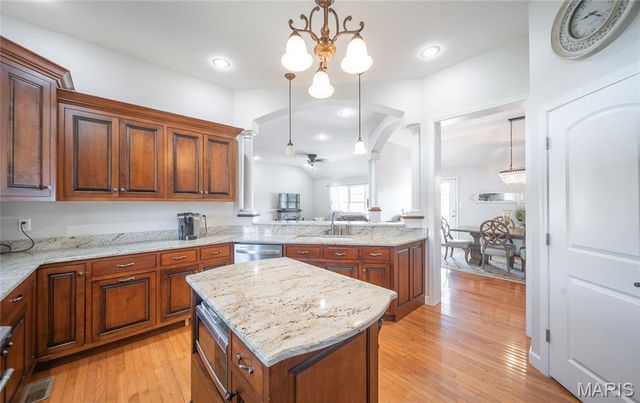 1021 Madison 523, Fredericktown, MO 63645