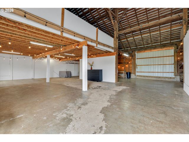 31020 Se CURRIN Rd, Estacada, OR 97023
