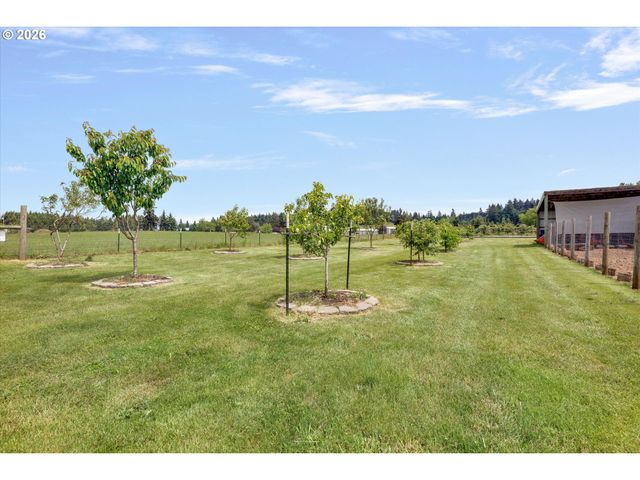 31020 Se CURRIN Rd, Estacada, OR 97023