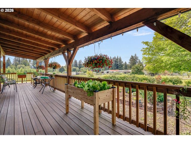 31020 Se CURRIN Rd, Estacada, OR 97023