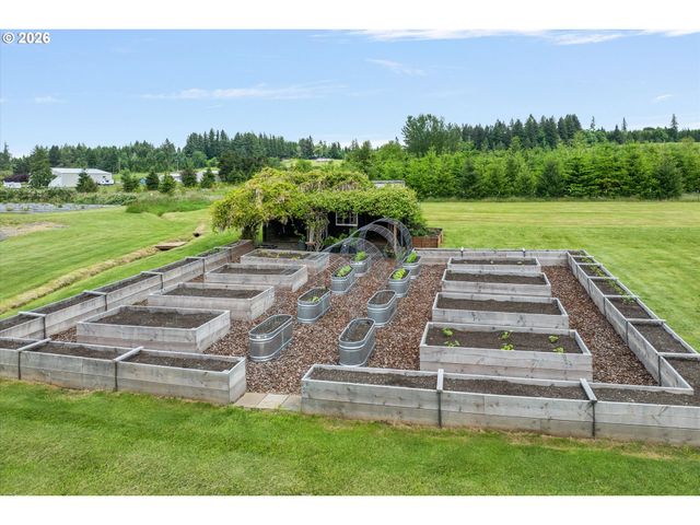 31020 Se CURRIN Rd, Estacada, OR 97023