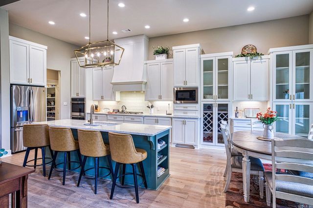 44 ElCano Drive, Hot Springs Village, AR 71909