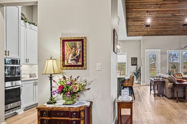 44 ElCano Drive, Hot Springs Village, AR 71909