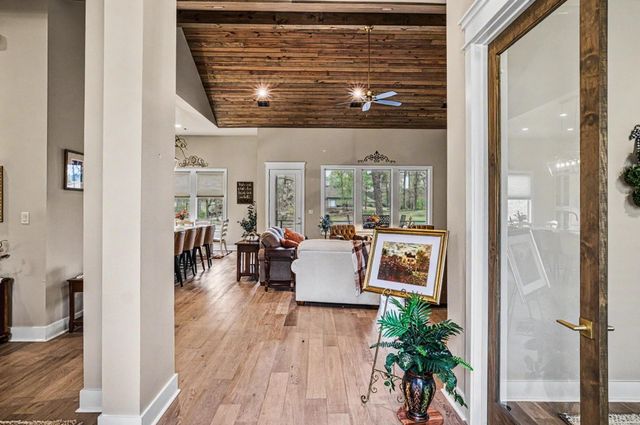 44 ElCano Drive, Hot Springs Village, AR 71909