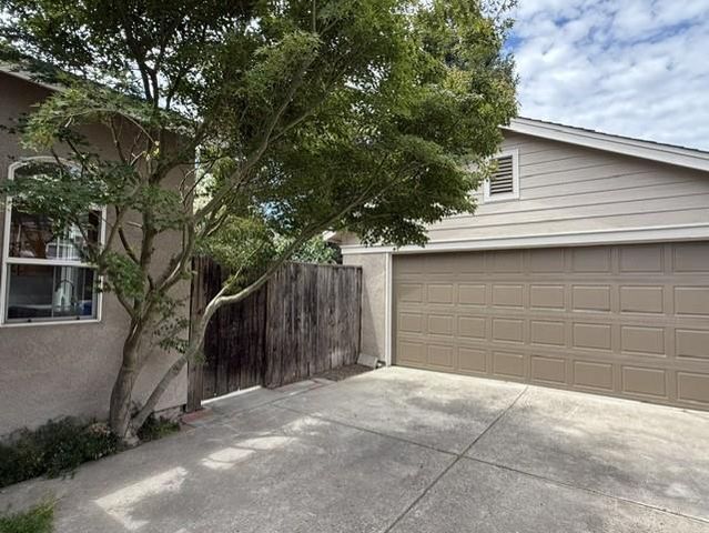 4225 Merchant Ln, Turlock, CA 95382