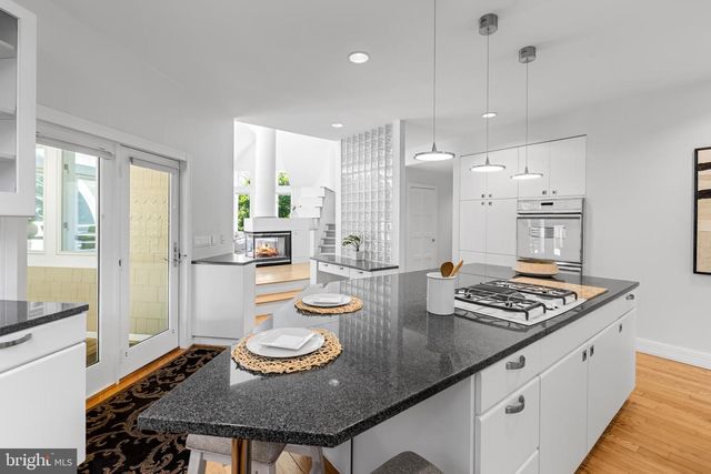1216 BERWICK RD, Baltimore, MD 21204
