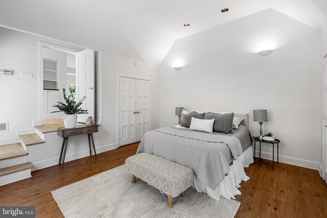 1216 BERWICK RD, Baltimore, MD 21204