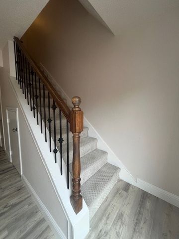 933 Roaring Springs Road, Fort Worth, TX 76114