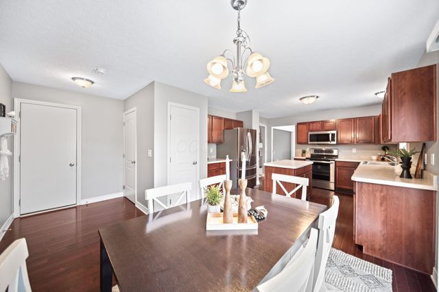 959 Sapphire Flame Drive, Delaware, OH 43015