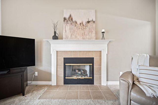 959 Sapphire Flame Drive, Delaware, OH 43015