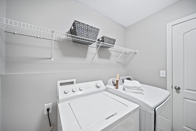 959 Sapphire Flame Drive, Delaware, OH 43015