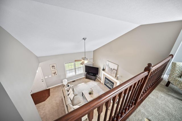 959 Sapphire Flame Drive, Delaware, OH 43015