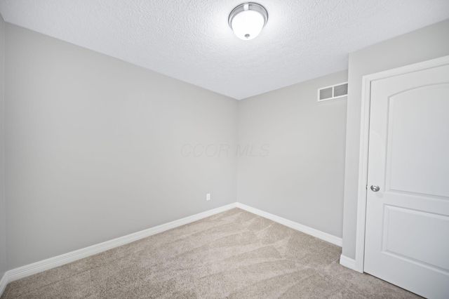 959 Sapphire Flame Drive, Delaware, OH 43015