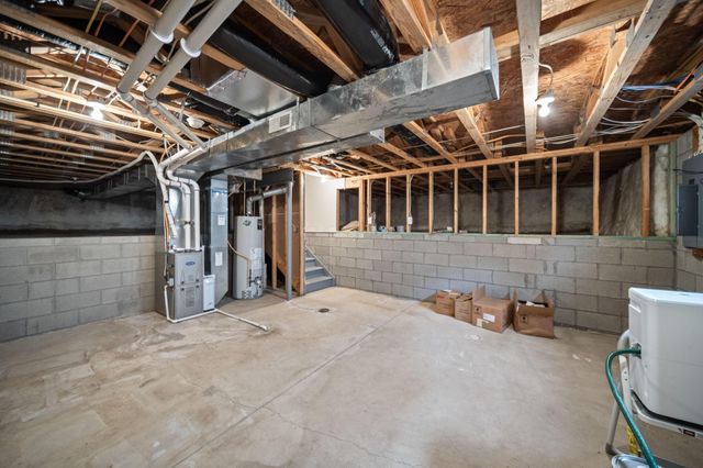 959 Sapphire Flame Drive, Delaware, OH 43015