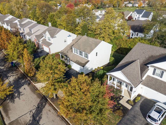 959 Sapphire Flame Drive, Delaware, OH 43015