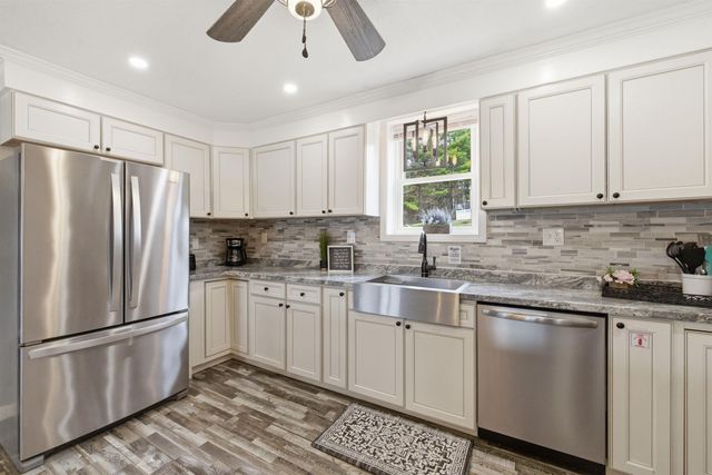165 Georgetown Drive, Barnstead, NH 03225