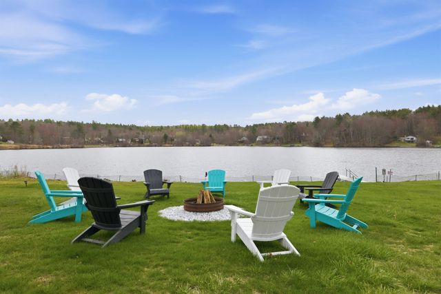 165 Georgetown Drive, Barnstead, NH 03225