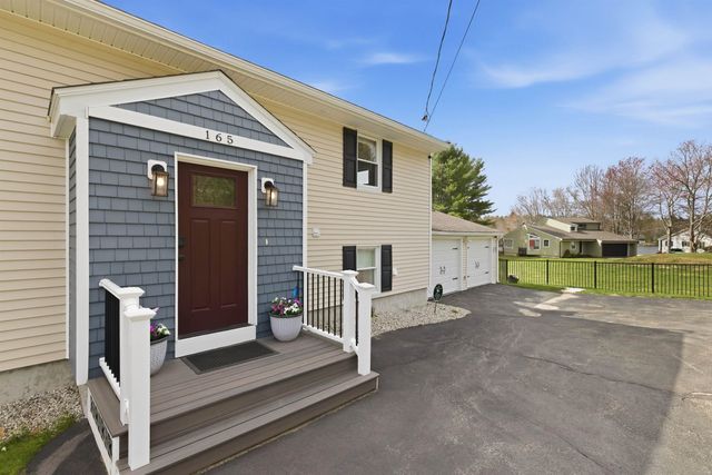 165 Georgetown Drive, Barnstead, NH 03225