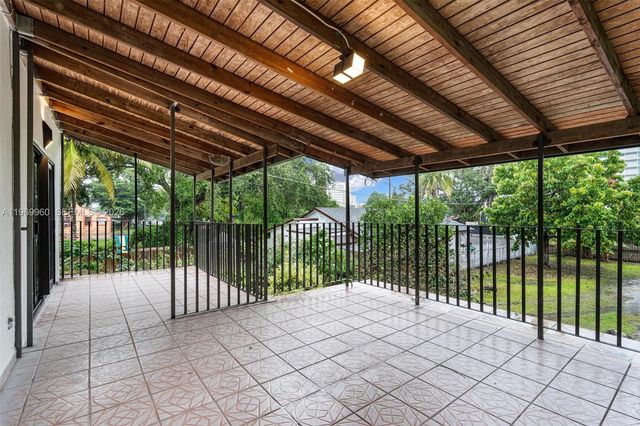 1523 NW 38th St, Miami, FL 33142