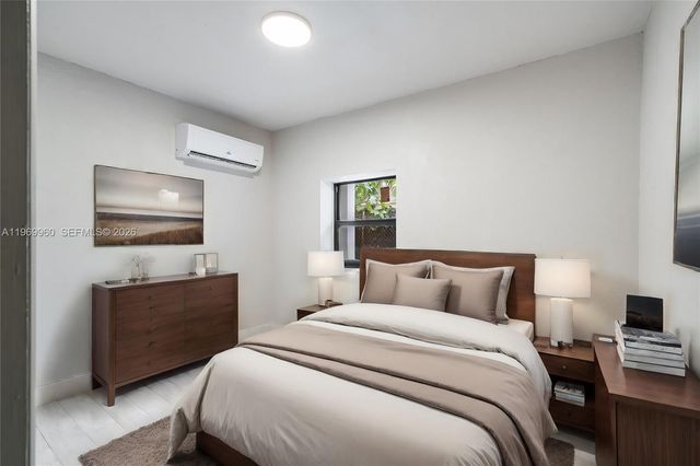 1523 NW 38th St, Miami, FL 33142