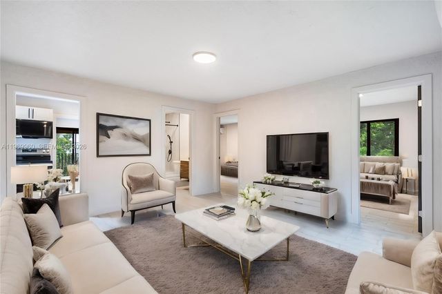 1523 NW 38th St, Miami, FL 33142