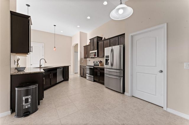 954 OLD WINDSOR WAY, Spring Hill, FL 34609