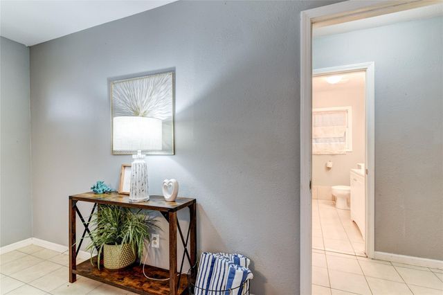 2209 Saladia Street, Galveston, TX 77551