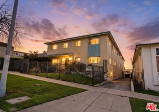 543 N Ardmore Avenue, Los Angeles, CA 90004