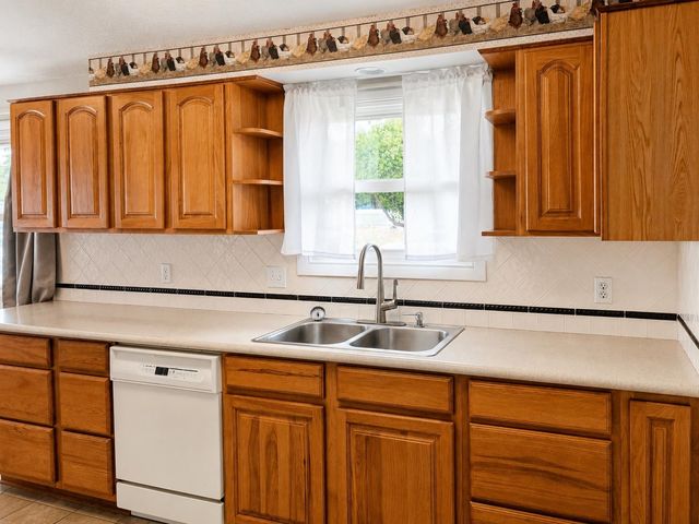 12703 E 8th Ave, Spokane, WA 99216