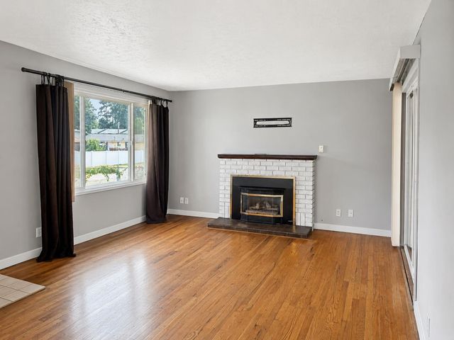 12703 E 8th Ave, Spokane, WA 99216