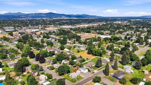 12703 E 8th Ave, Spokane, WA 99216