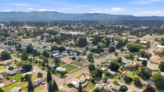 12703 E 8th Ave, Spokane, WA 99216