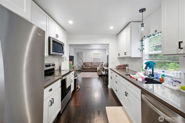 2406 13th Street, Bremerton, WA 98312
