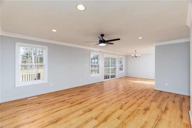 9039 Coles Landing DR, Gloucester, VA 23061