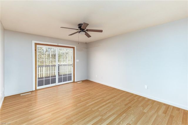 9039 Coles Landing DR, Gloucester, VA 23061