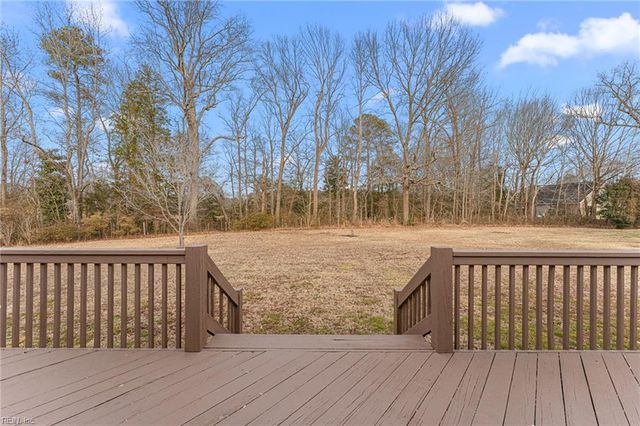 9039 Coles Landing DR, Gloucester, VA 23061