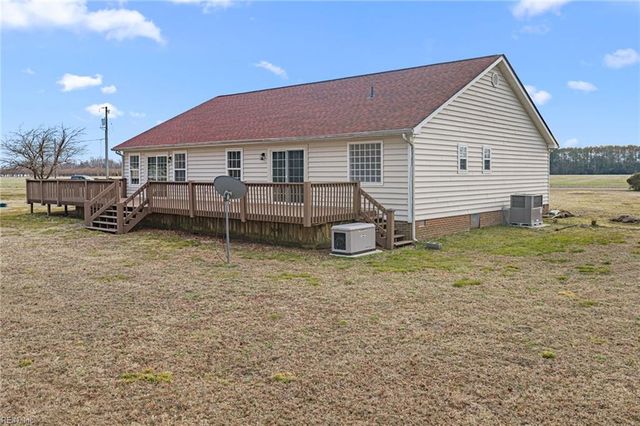 9039 Coles Landing DR, Gloucester, VA 23061