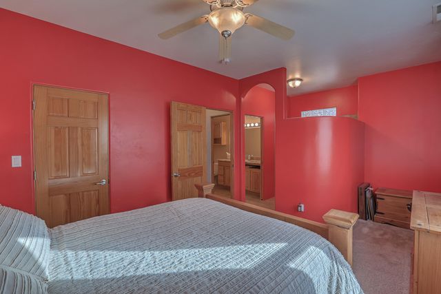 1361 Wilkes Way SE, Rio Rancho, NM 87124