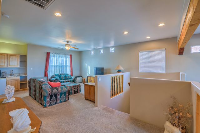 1361 Wilkes Way SE, Rio Rancho, NM 87124