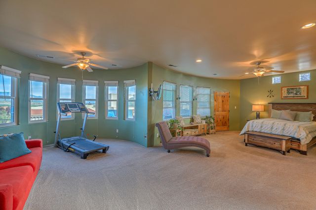 1361 Wilkes Way SE, Rio Rancho, NM 87124