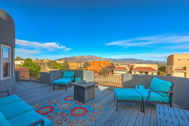 1361 Wilkes Way SE, Rio Rancho, NM 87124