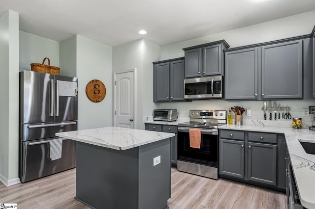 24 Duxbury Lane, Easley, SC 29642