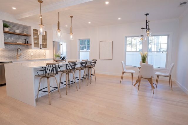 24 Palmetto St, Saugus, MA 01906