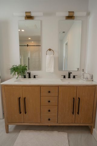 24 Palmetto St, Saugus, MA 01906