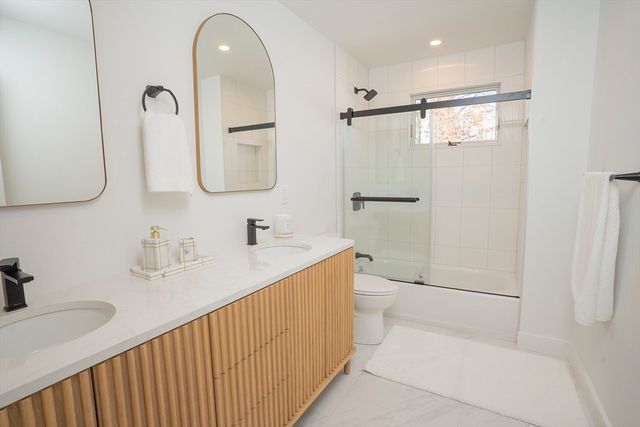 24 Palmetto St, Saugus, MA 01906