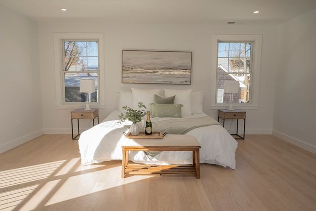 24 Palmetto St, Saugus, MA 01906