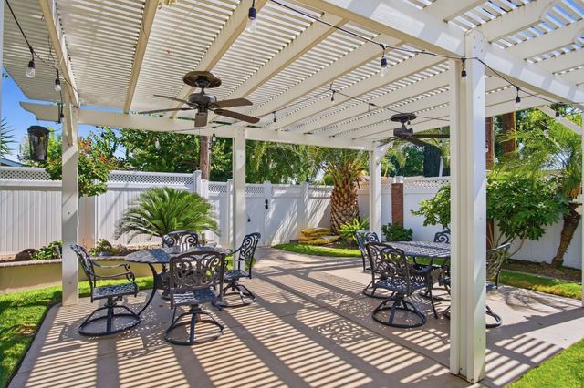 2375 EL CAPITAN Dr, Turlock, CA 95380