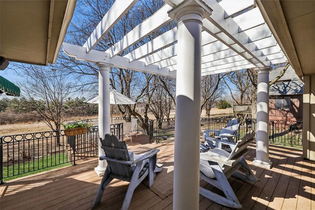 2920 Eula Drive, Urbandale, IA 50322