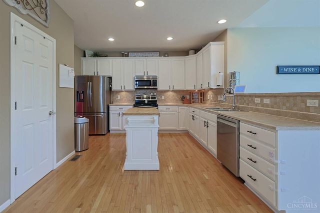 255 Delaware Drive, Hamilton Twp, OH 45039