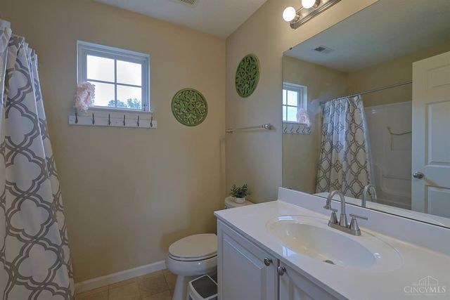 255 Delaware Drive, Hamilton Twp, OH 45039
